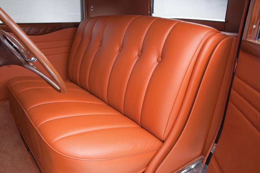  Packard Custom Twelve Coupe by Dietrich 1933 года  (фото 19 из 25)